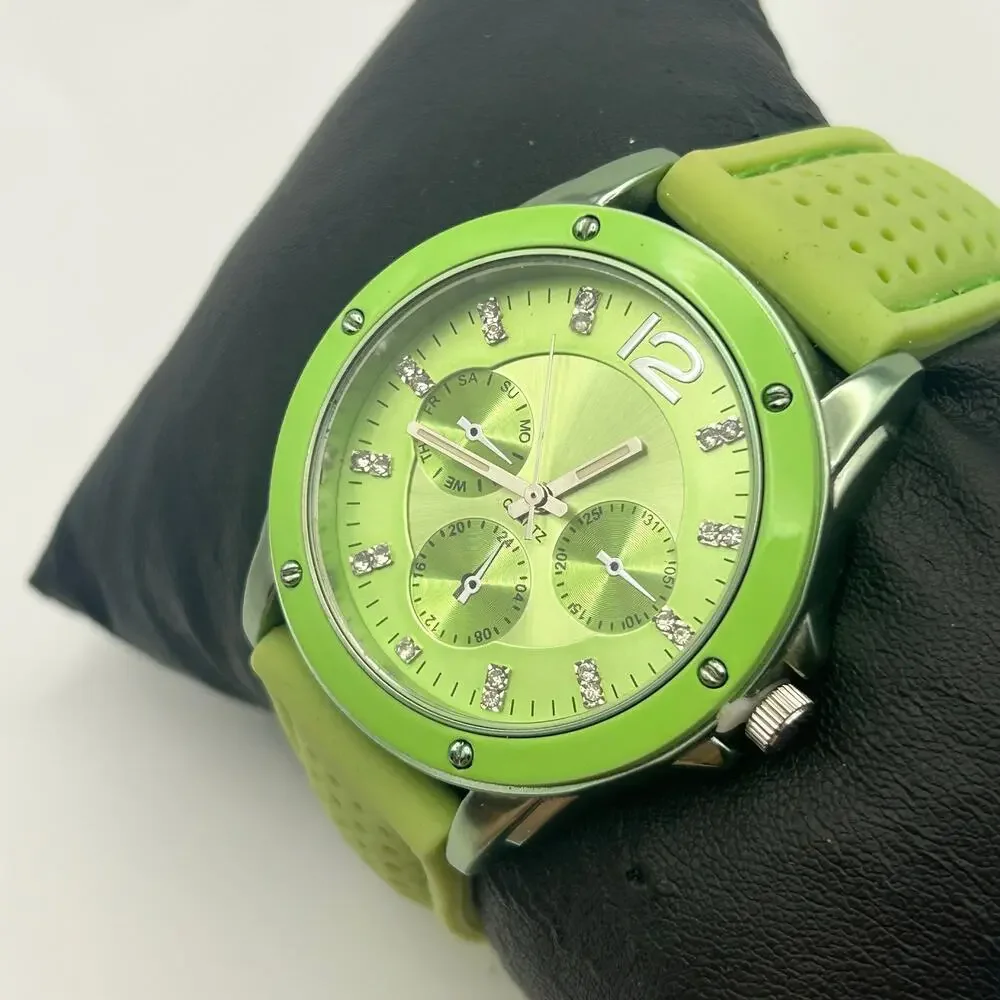 Green Quartz Watch Rhinestone Dial Silicone Strap Fashion Casual Wristwatch - Picture 2 of 8
